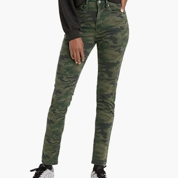 Girl's Levis Jeans - Picture 1 of 3